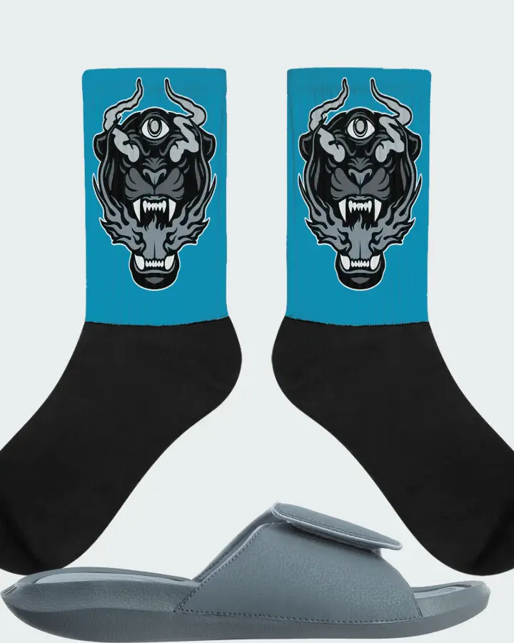 Jordan Hydro 6 Sneaker Matching Aqua Socks (The Beast) - View 1