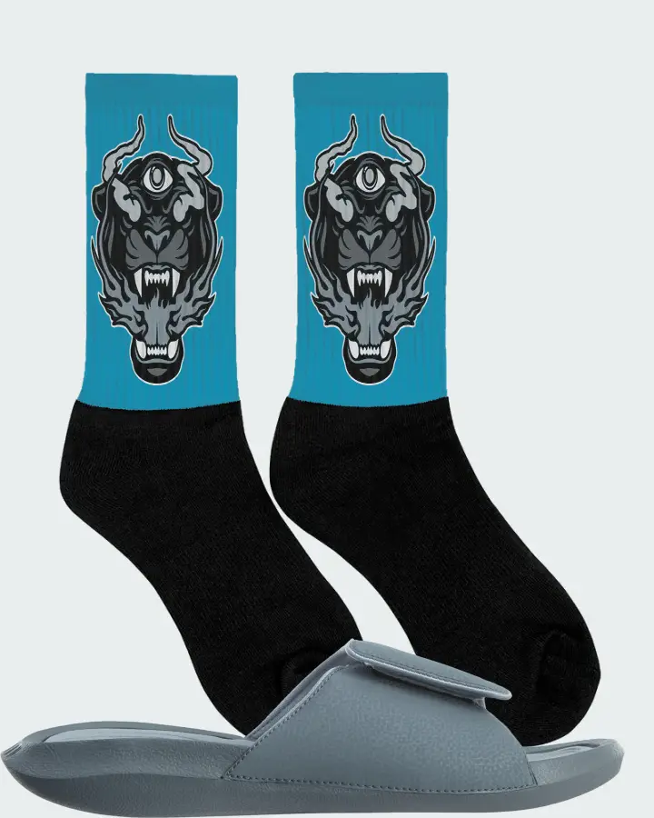 Jordan Hydro 6 Sneaker Matching Aqua Socks (The Beast) - View 2