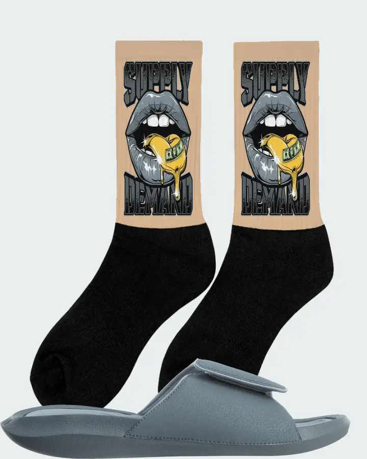 Jordan Hydro 6 Sneaker Matching Cream Socks (Supply Demand) - View 3
