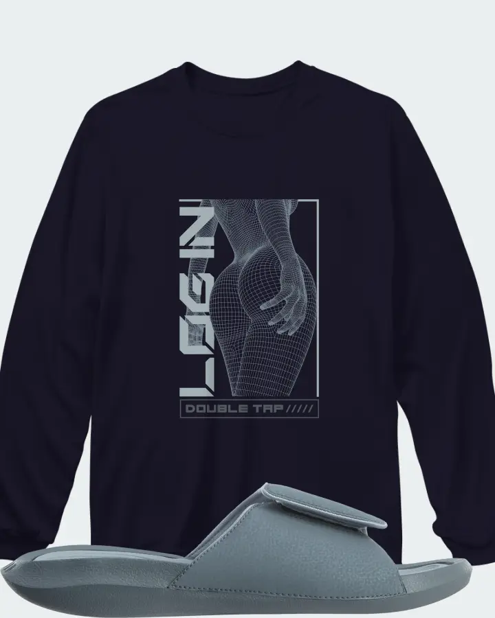 Long Sleeve T-Shirt in Navy