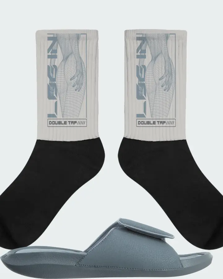 Socks in Grey