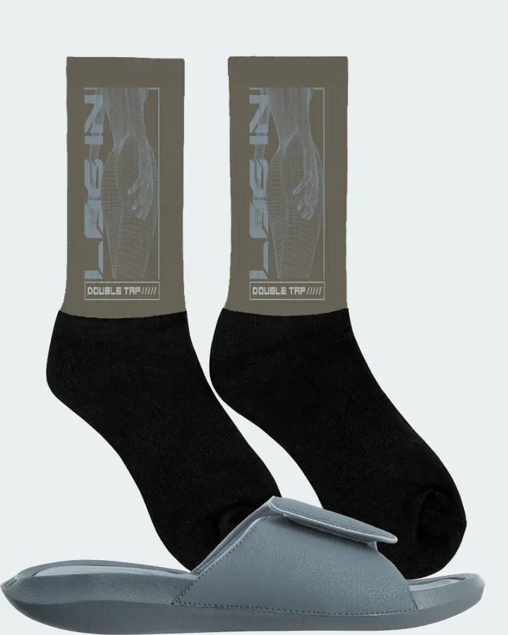 Jordan Hydro 6 Sneaker Matching Army Green Socks (LOGIN) - View 2