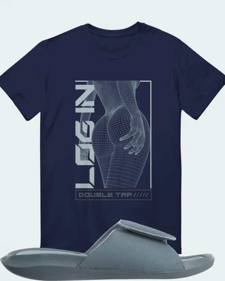 T-Shirt in Navy